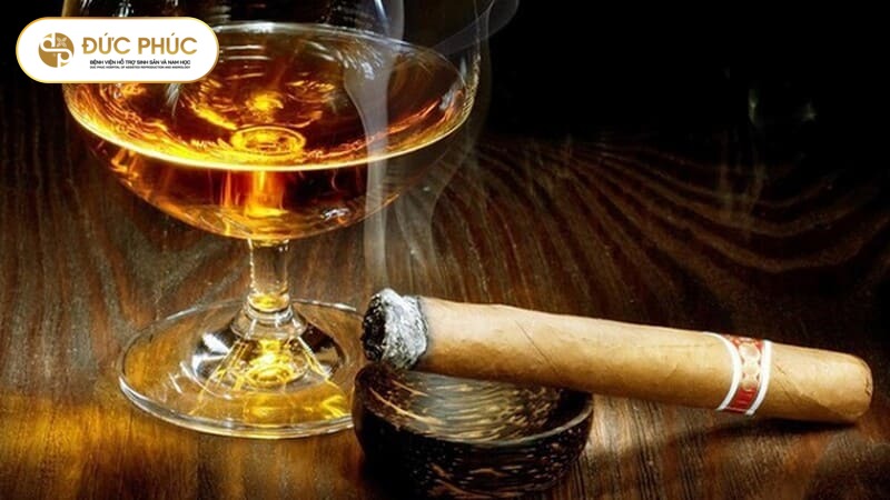 Vô sinh nam xảy ra do thuốc là và rượu bia