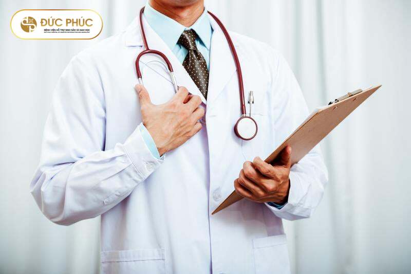 Chọn bác sĩ IVF giỏi giúp tăng tỷ lệ thành công và giảm áp lực điều trị